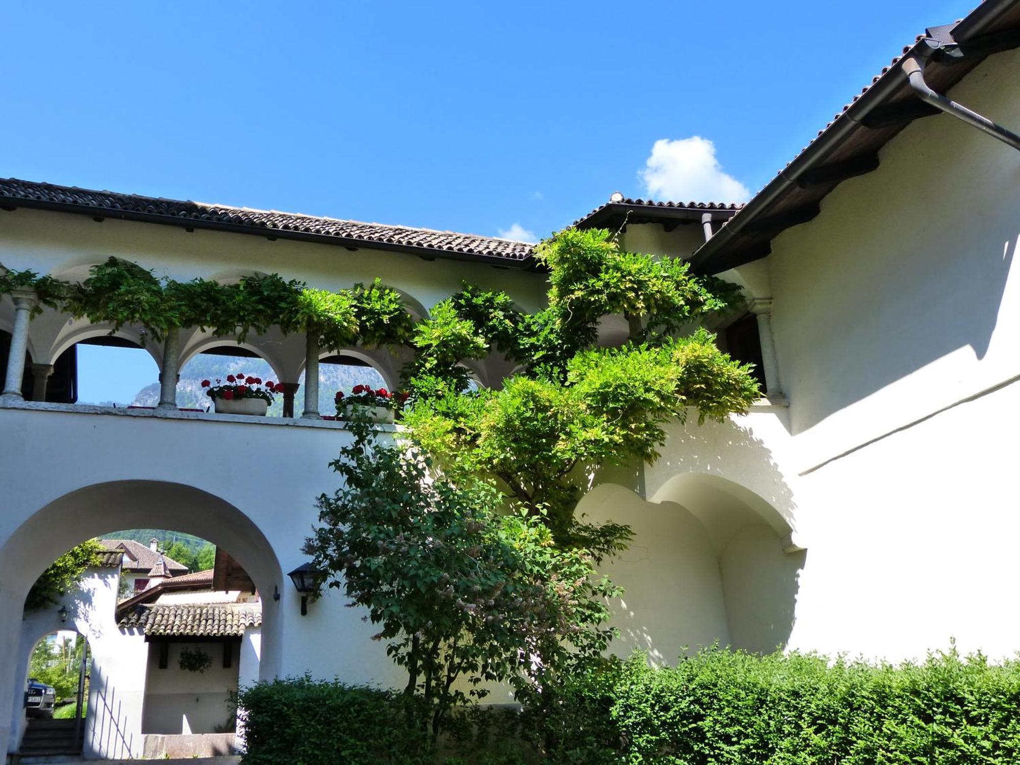Apartments Schloss Paschbach Eppan an der Weinstraße Exteriör bild