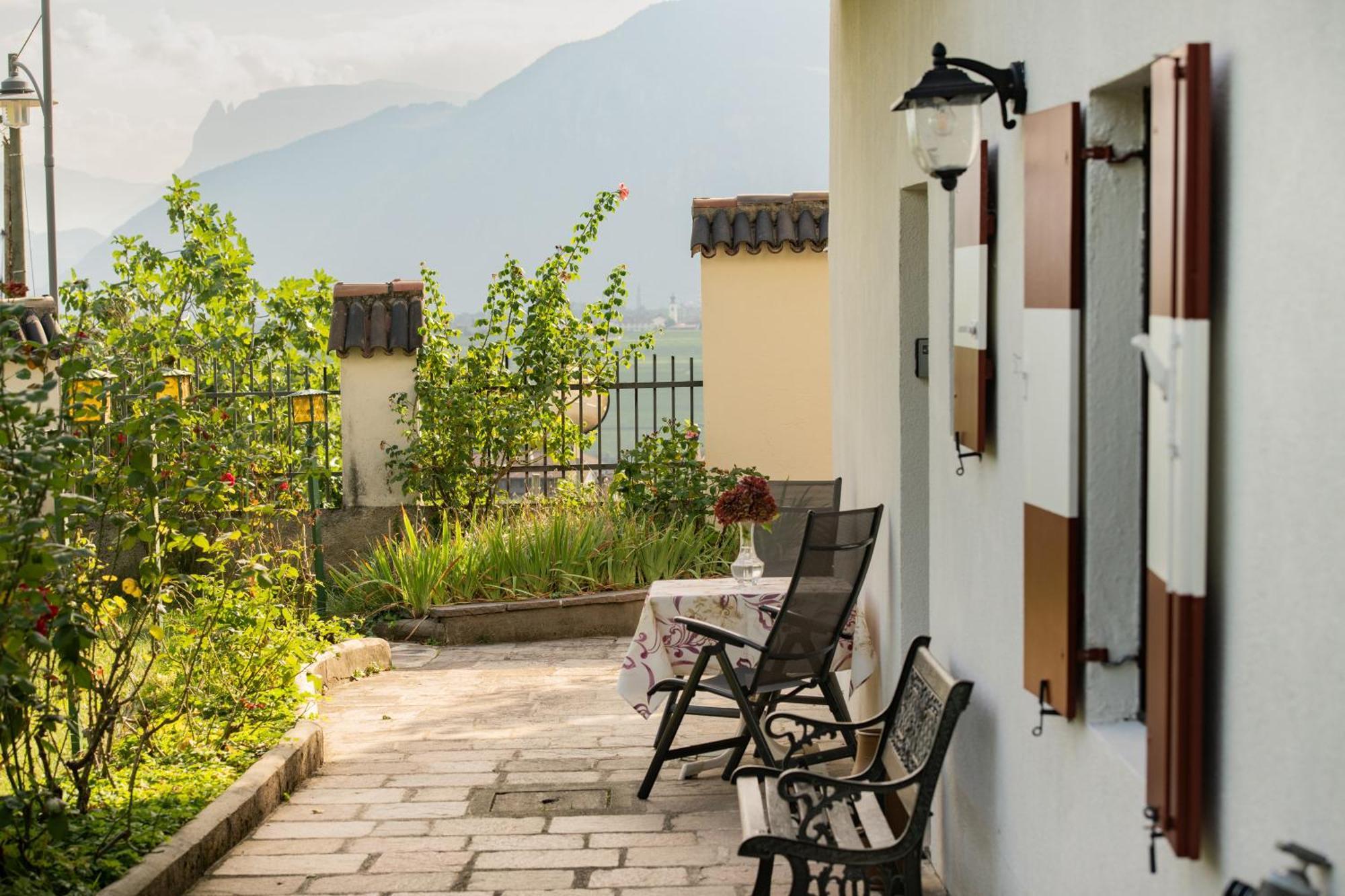 Apartments Schloss Paschbach Eppan an der Weinstraße Exteriör bild