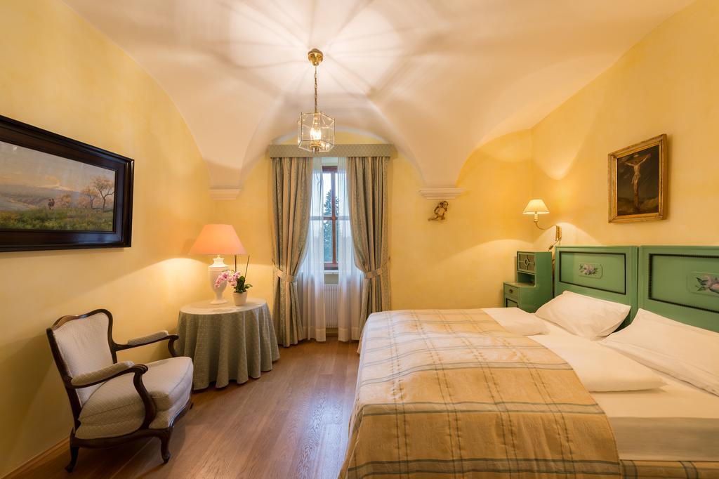 Apartments Schloss Paschbach Eppan an der Weinstraße Exteriör bild